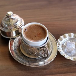 قهوة عربية بالهيل